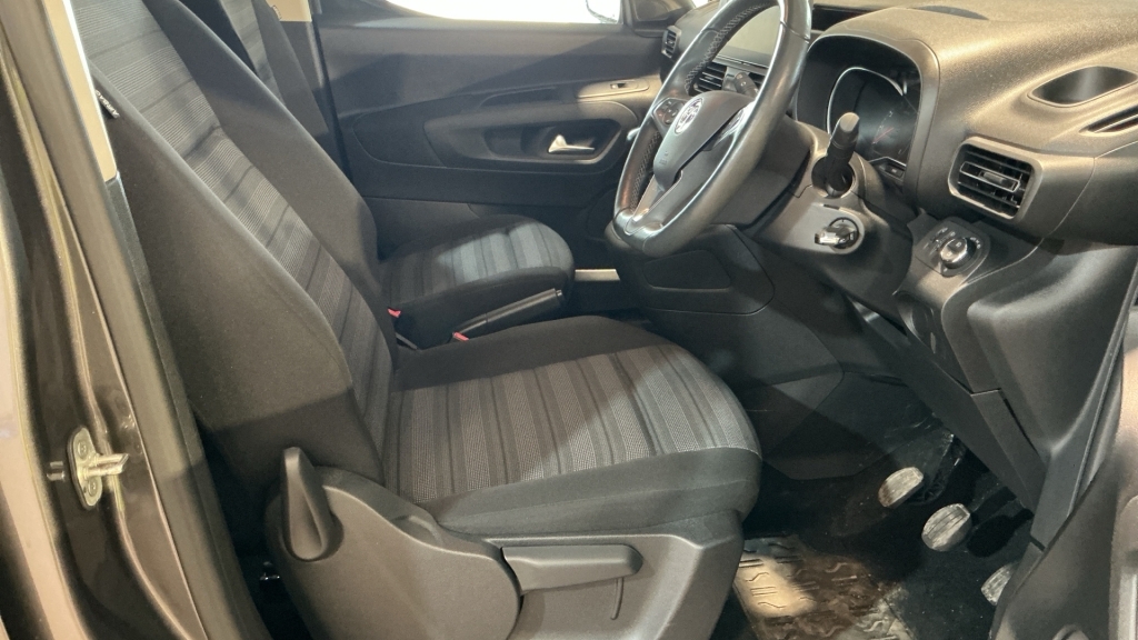 Vauxhall Combo Life 1.5 Turbo D Se Blue #7