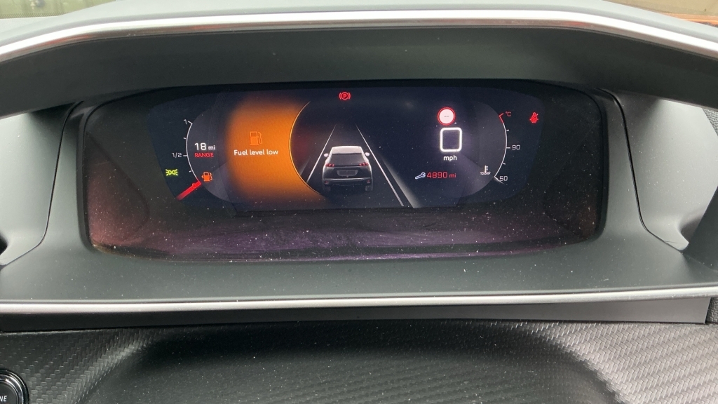 Peugeot 2008 1.2 Puretech S S Gt PK23UPV Orange #5