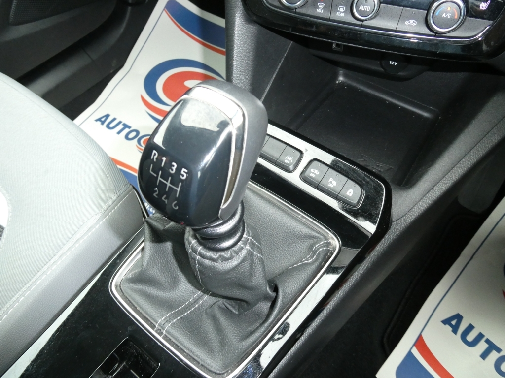 Vauxhall Mokka Elite Premium White #60