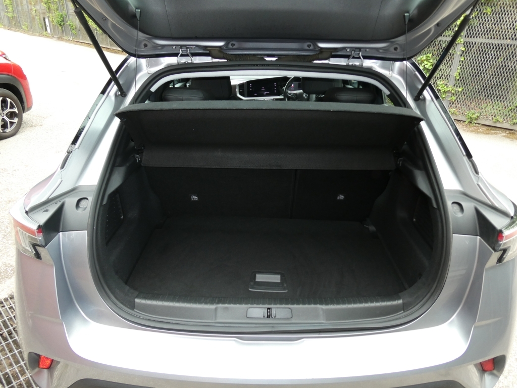 Vauxhall Mokka Elite Premium White #30