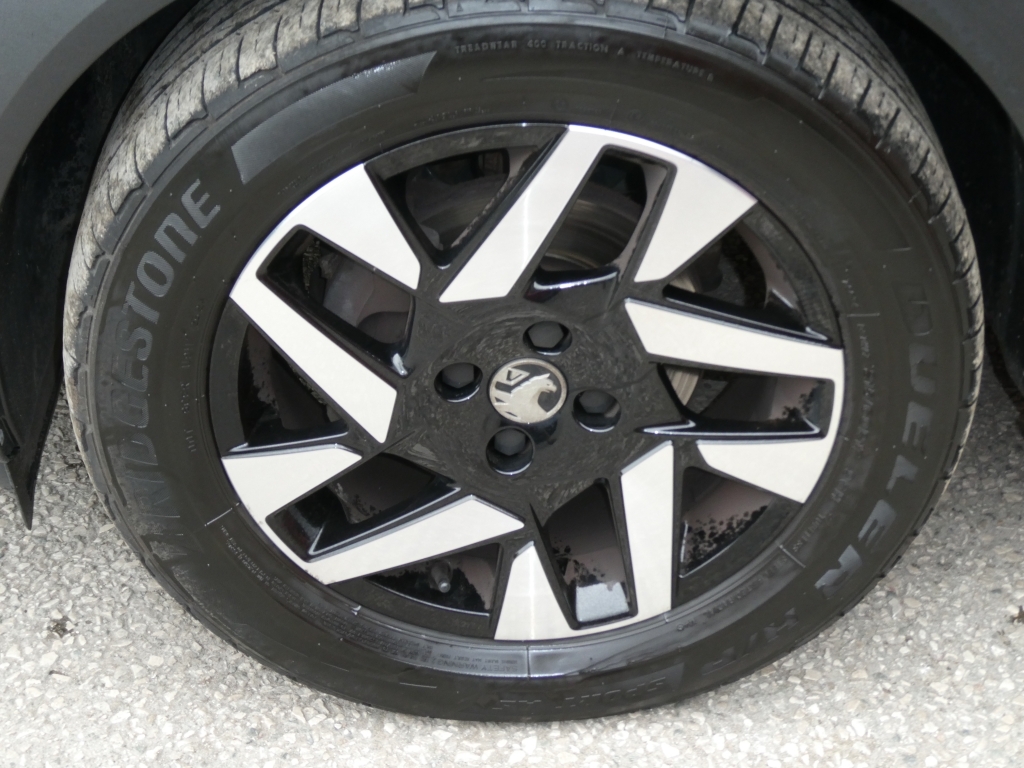 Vauxhall Mokka Elite Premium White #21