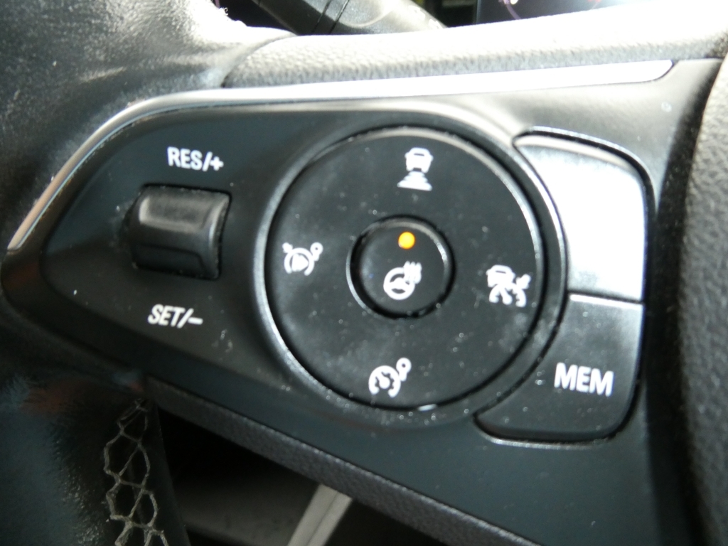 Vauxhall Mokka Elite Premium White #61