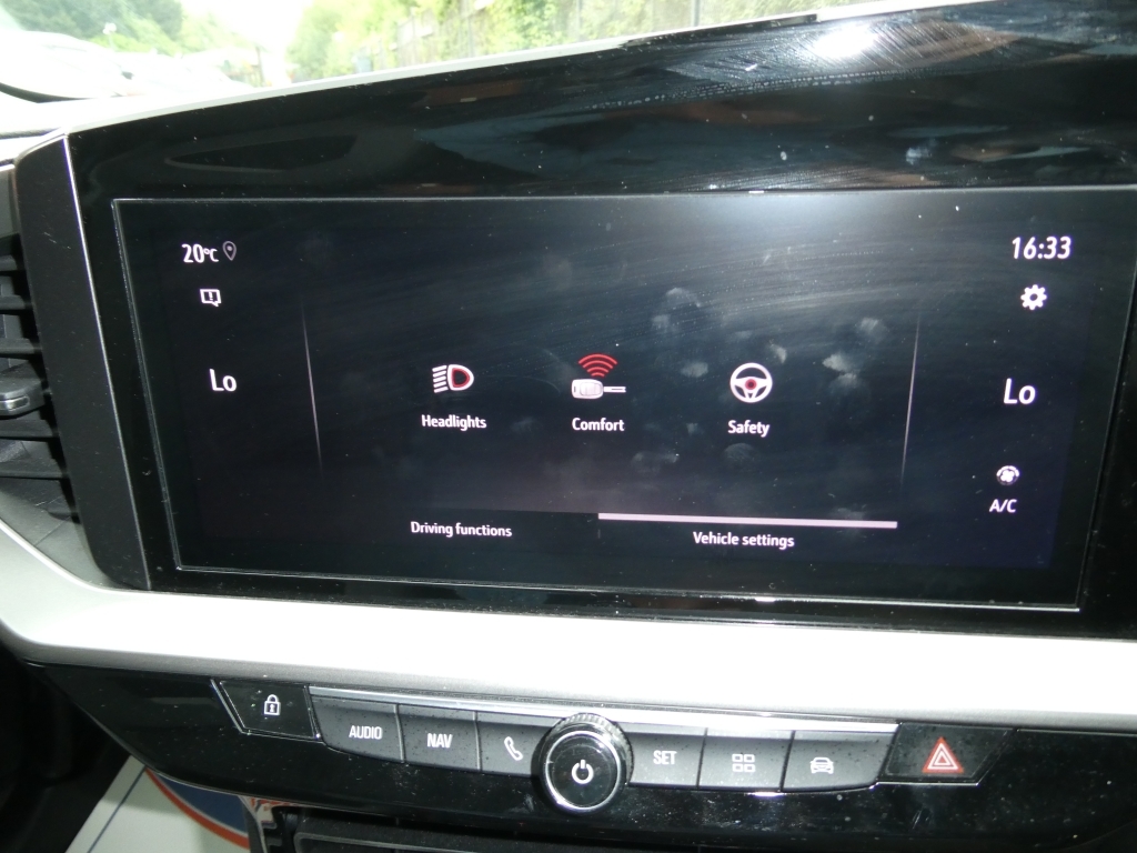 Vauxhall Mokka Elite Premium White #53