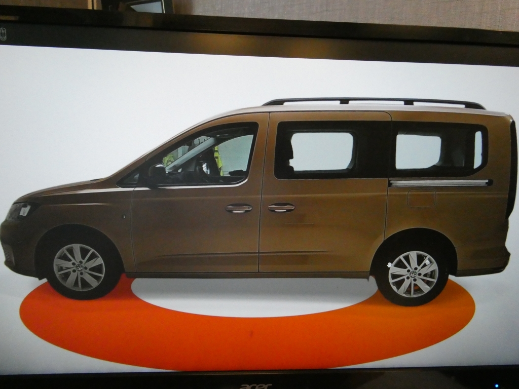 Volkswagen Caddy Maxi Life 2.0 C20 Life Tdi Brown #6