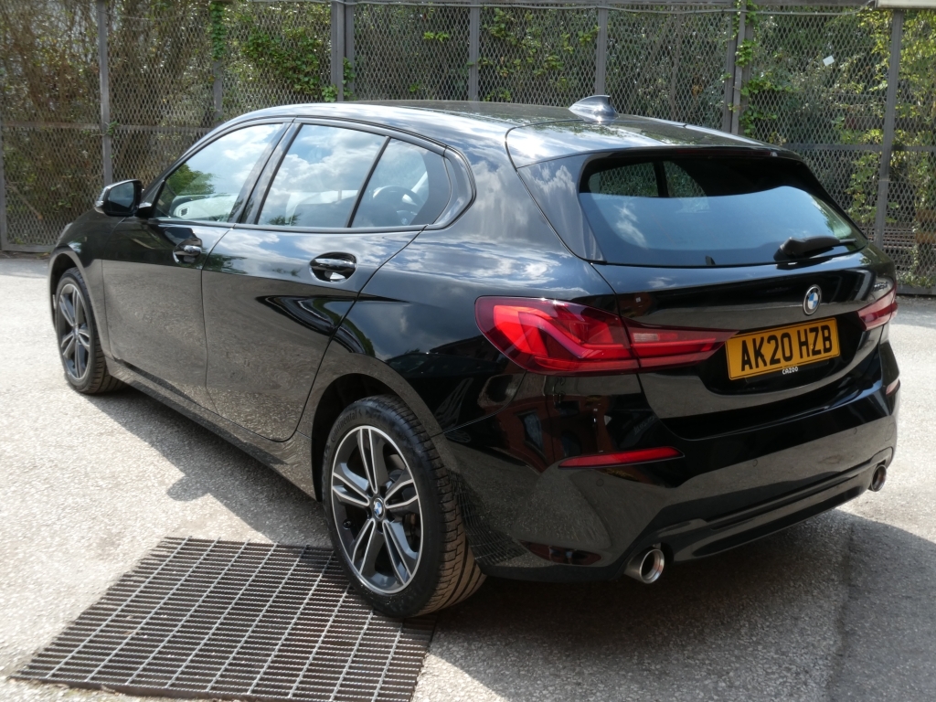 BMW 1 Series 2.0 118D Sport Blue #4