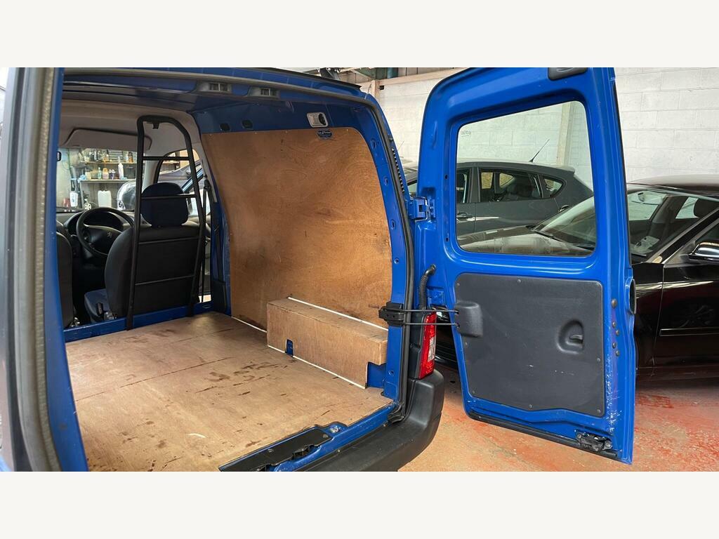Peugeot Partner Combi 1.6 Hdi Escapade Blue #13