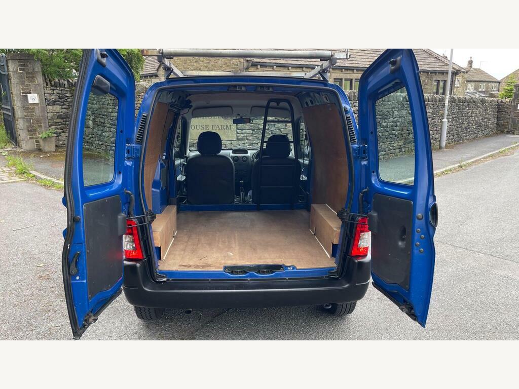 Peugeot Partner 1.6 Combi Escapade Hdi 89 Bhp Green #21