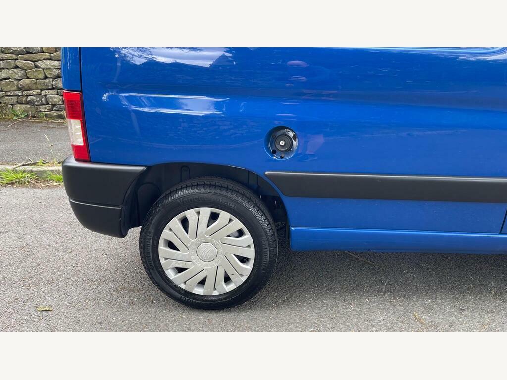 Peugeot Partner 1.6 Combi Escapade Hdi 89 Bhp Green #10