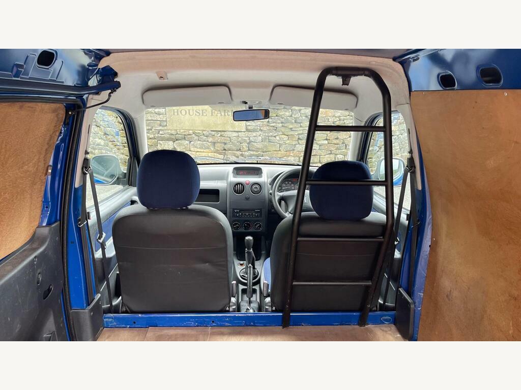 Peugeot Partner 1.6 Combi Escapade Hdi 89 Bhp Green #26