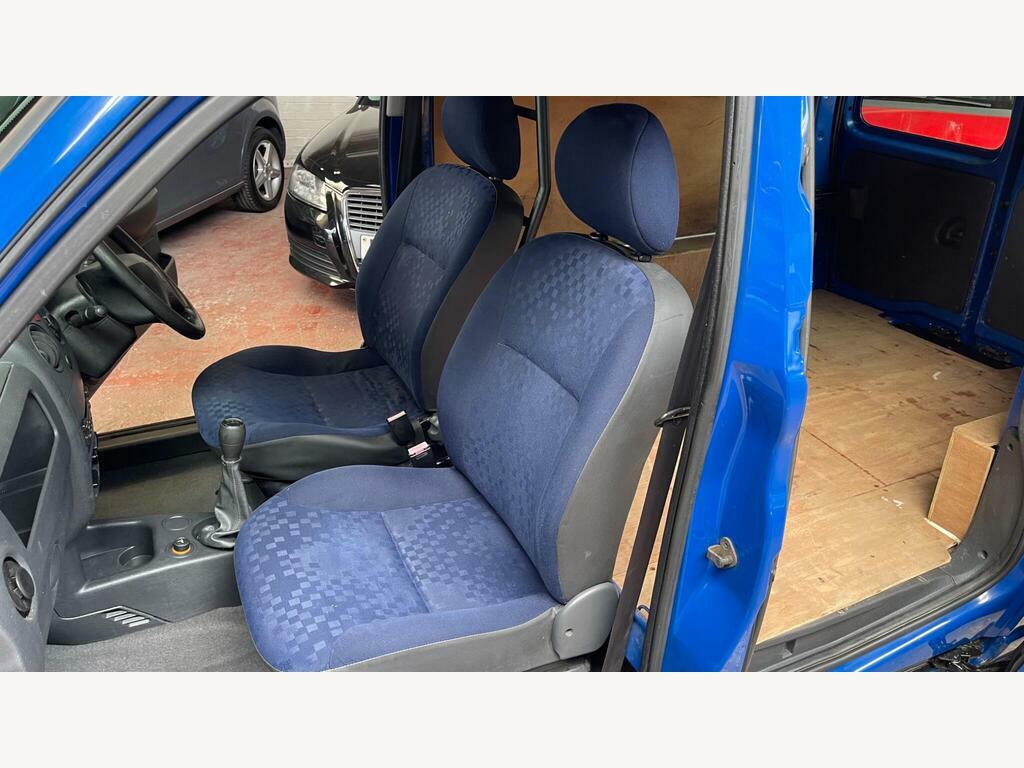 Peugeot Partner Combi 1.6 Hdi Escapade Blue #25
