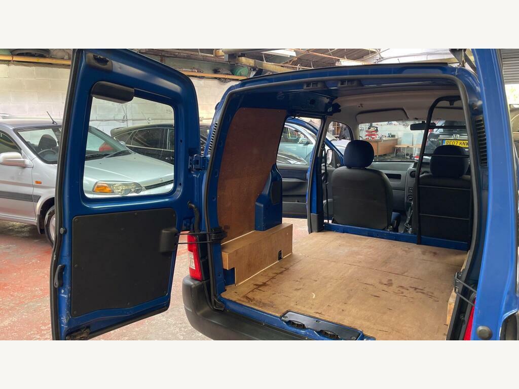 Peugeot Partner Combi 1.6 Hdi Escapade Blue #11