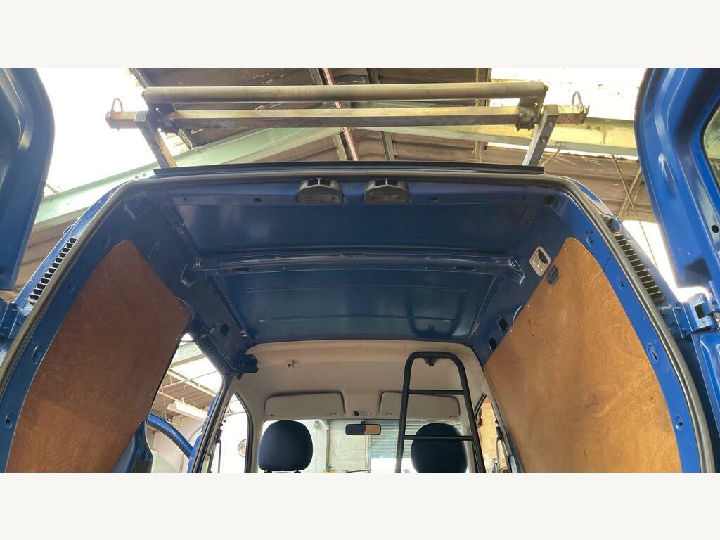 Peugeot Partner Combi 1.6 Hdi Escapade Blue #15