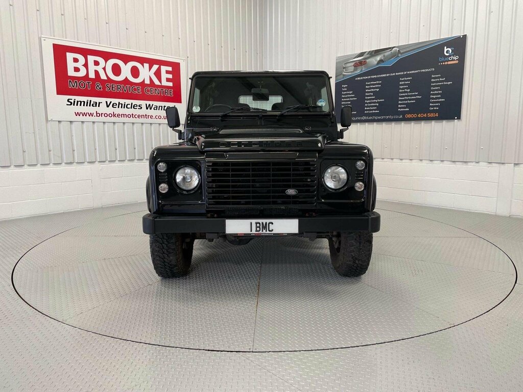 Land Rover Defender 90 Suv 2.2 Tdci Xs Station Wagon 4Wd Swb Euro 5 Black