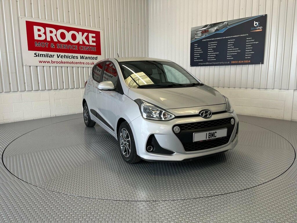 Hyundai I10 Hatchback 1.2 Premium Euro 6 201767 EX67UPR Silver