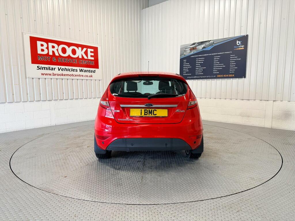 Ford Fiesta Hatchback 1.6 Tdci Titanium 200959 Red #6