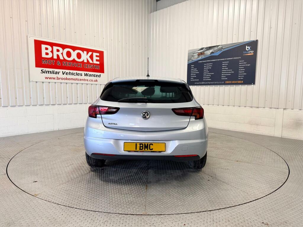Vauxhall Astra Hatchback 1.5 Turbo D Se Euro 6 Ss 202070 BD70XGF Silver #6