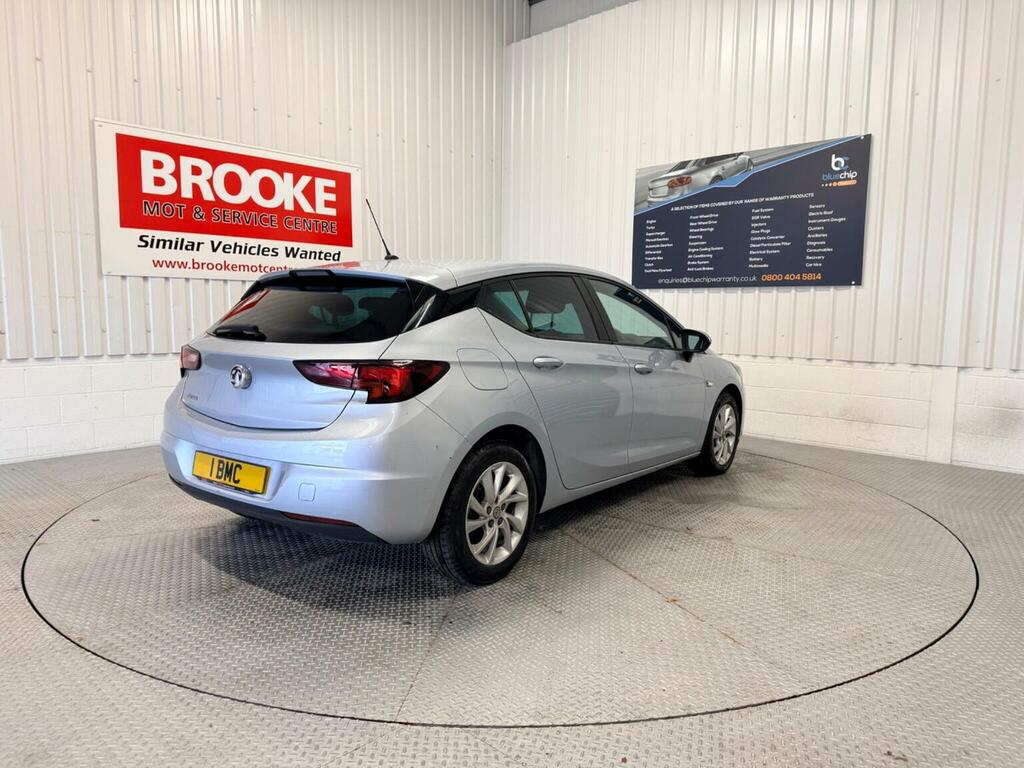 Vauxhall Astra Hatchback 1.5 Turbo D Se Euro 6 Ss 202070 BD70XGF Silver #5