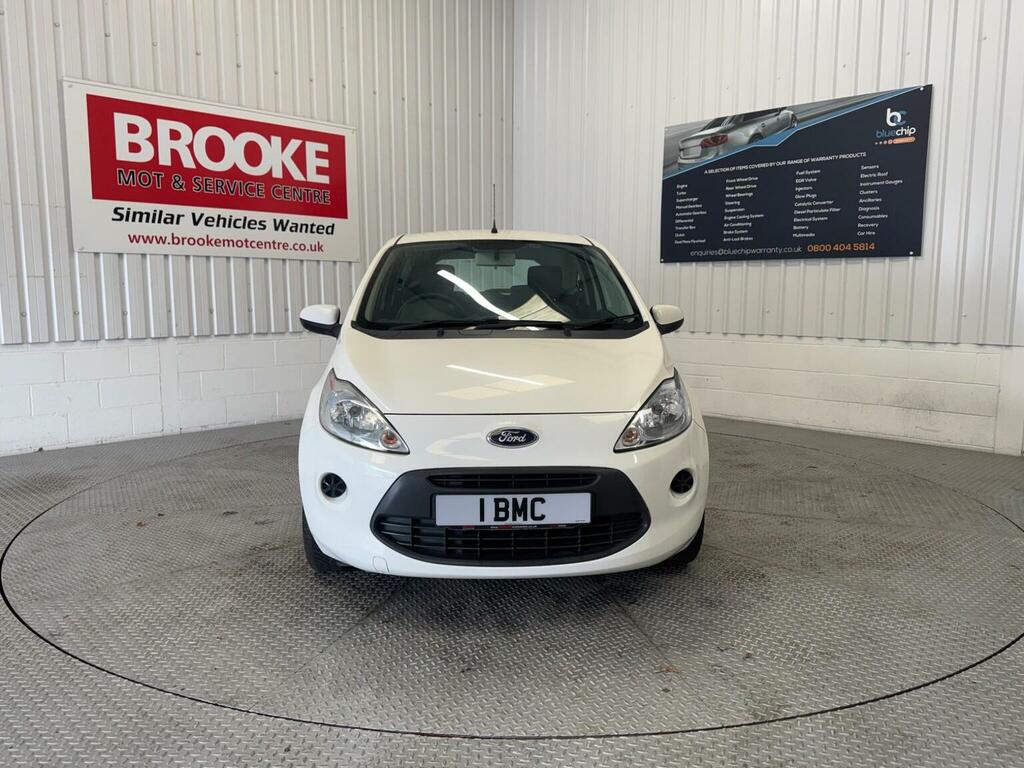 Ford KA Hatchback 1.2 Edge Euro 5 Ss 201313 AU13XVG White #2