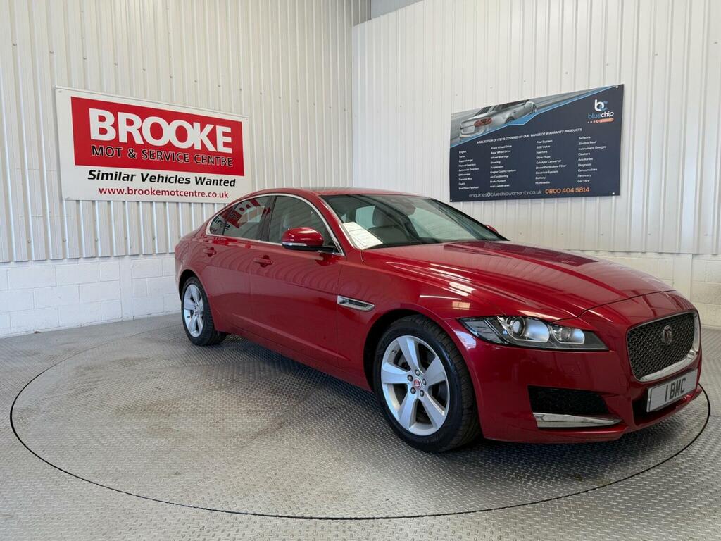Jaguar XF 2.0D Portfolio Euro 6 Ss KC16MLY Red