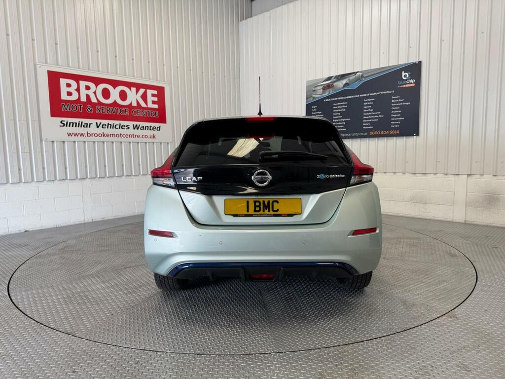 Nissan Leaf Hatchback 40Kwh 2.Zero 201818 LV18VGT Silver #6