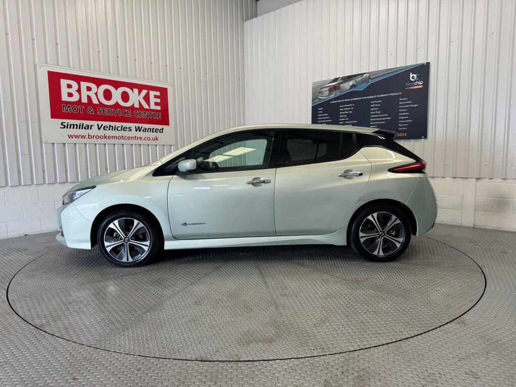 Nissan Leaf Hatchback 40Kwh 2.Zero 201818 LV18VGT Silver #4
