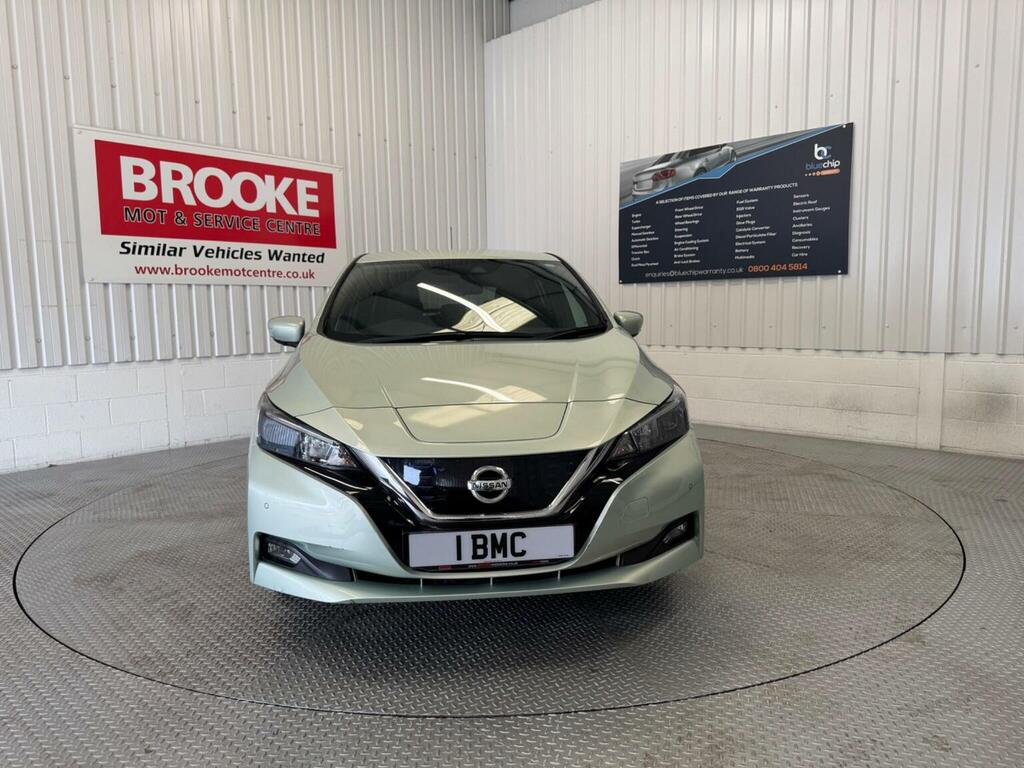 Nissan Leaf Hatchback 40Kwh 2.Zero 201818 LV18VGT Silver #3