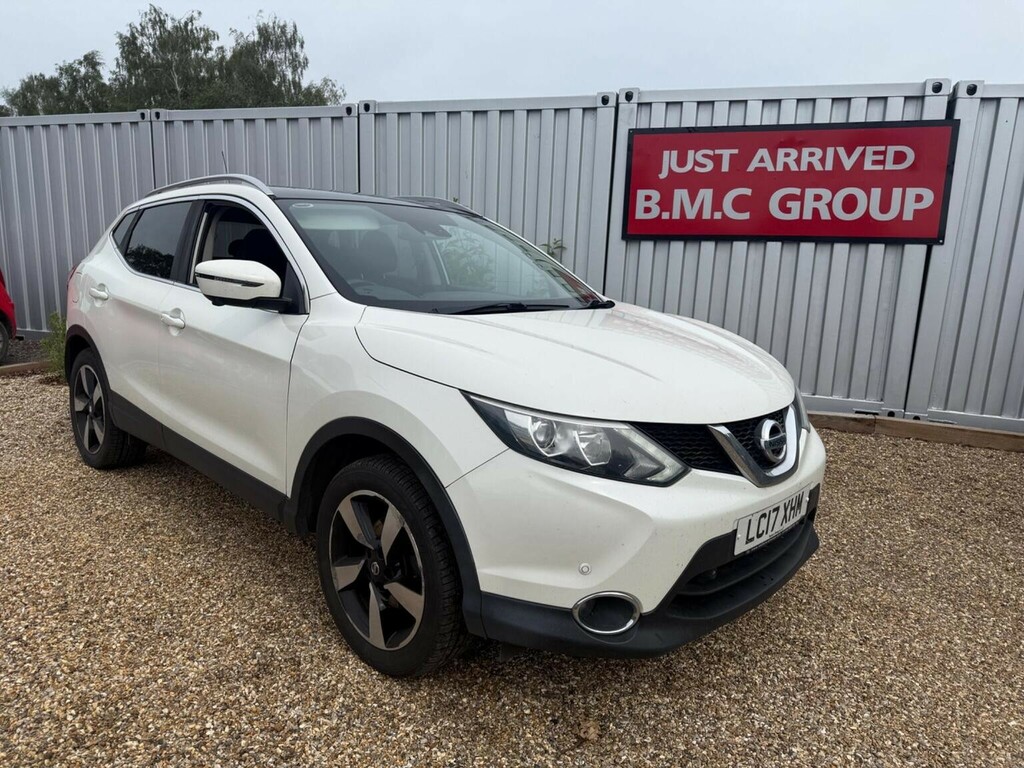 Nissan Qashqai Suv 1.2 Dig-t N-connecta 2Wd Euro 6 Ss 201 LC17XHM White