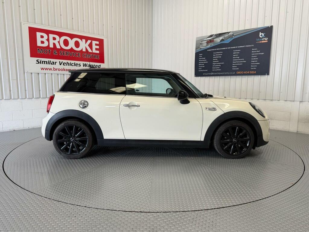 Mini Hatch 2.0 Cooper S Steptronic Euro 6 Ss FA18UVJ White #2