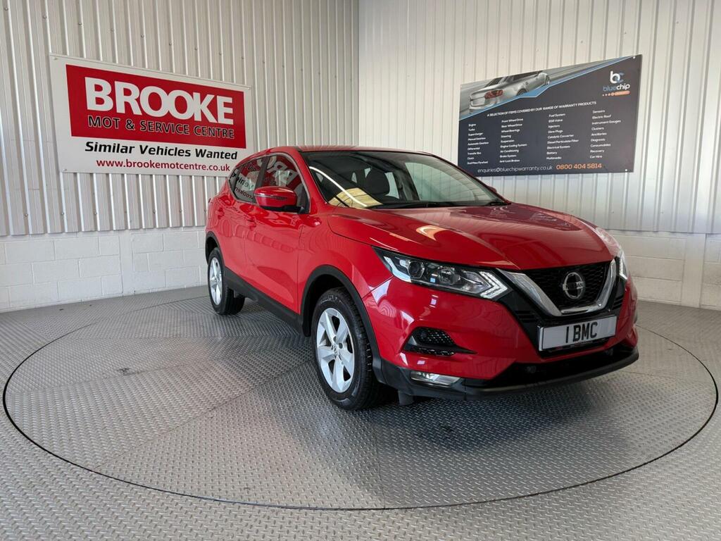 Nissan Qashqai 1.3 Dig-t Acenta Premium Euro 6 Ss Red