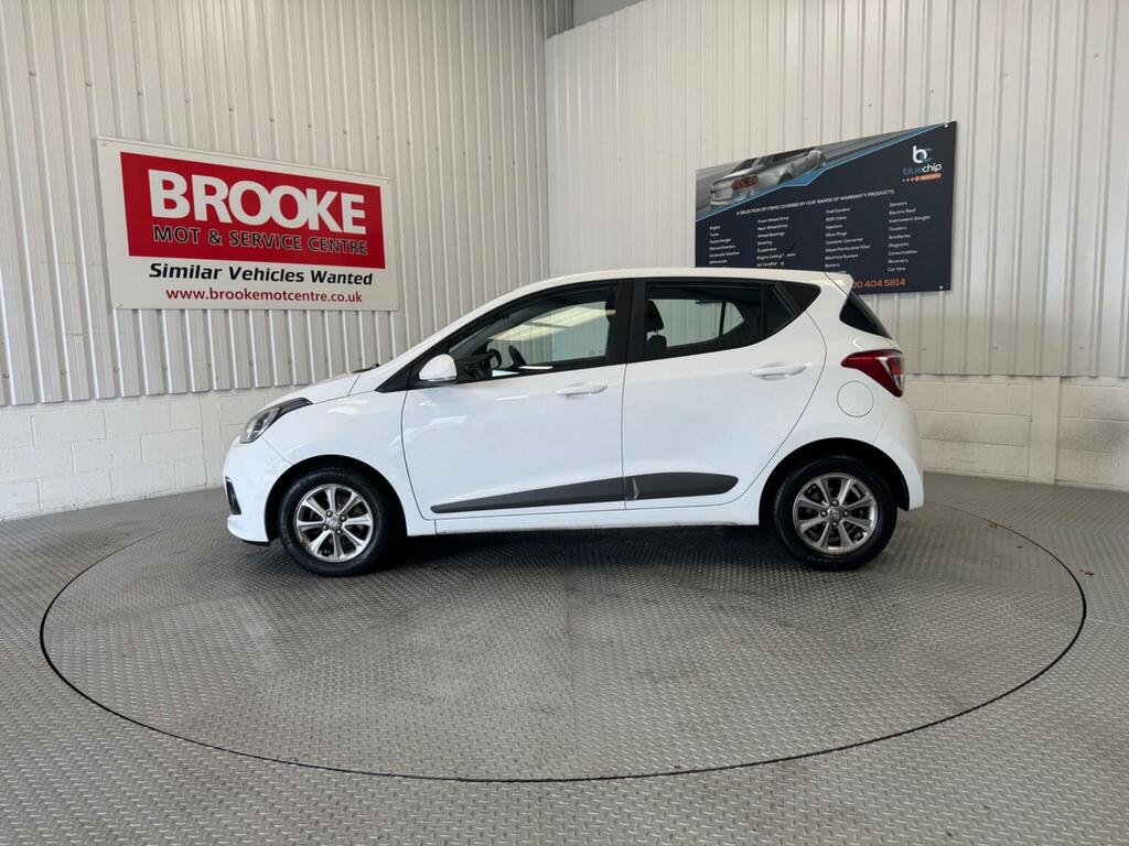Hyundai I10 1.2 Premium Euro 5 White #4