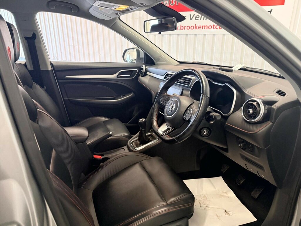 MG ZS Zs 1.0L Exclusive T-gdi 110 Bhp Black #17