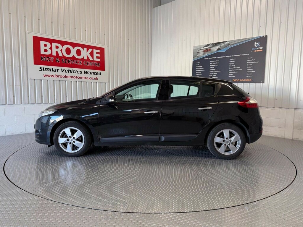 Renault Megane 1.6 16V Dynamique Euro 5 Black #6