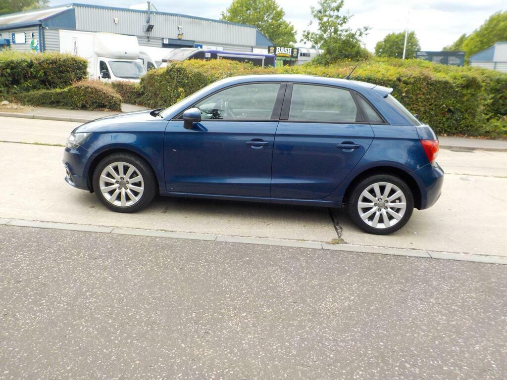 Audi A1 1.6 Tdi Sport Sportback Euro 5 S S GK14GLZ Blue #6