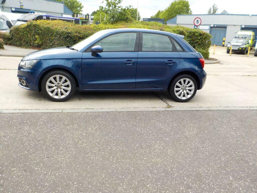Audi A1 1.6 Tdi Sport Sportback Euro 5 S S GK14GLZ Blue #2