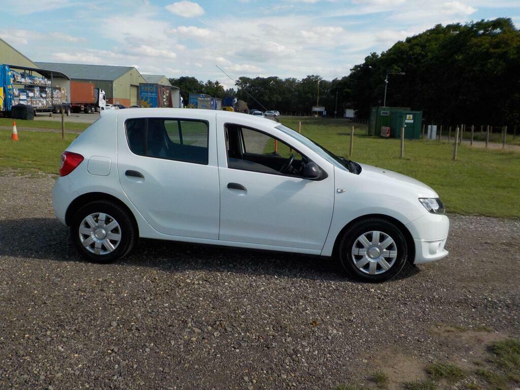 Dacia Sandero 0.9 Laureate Tce 90 Bhp White #5