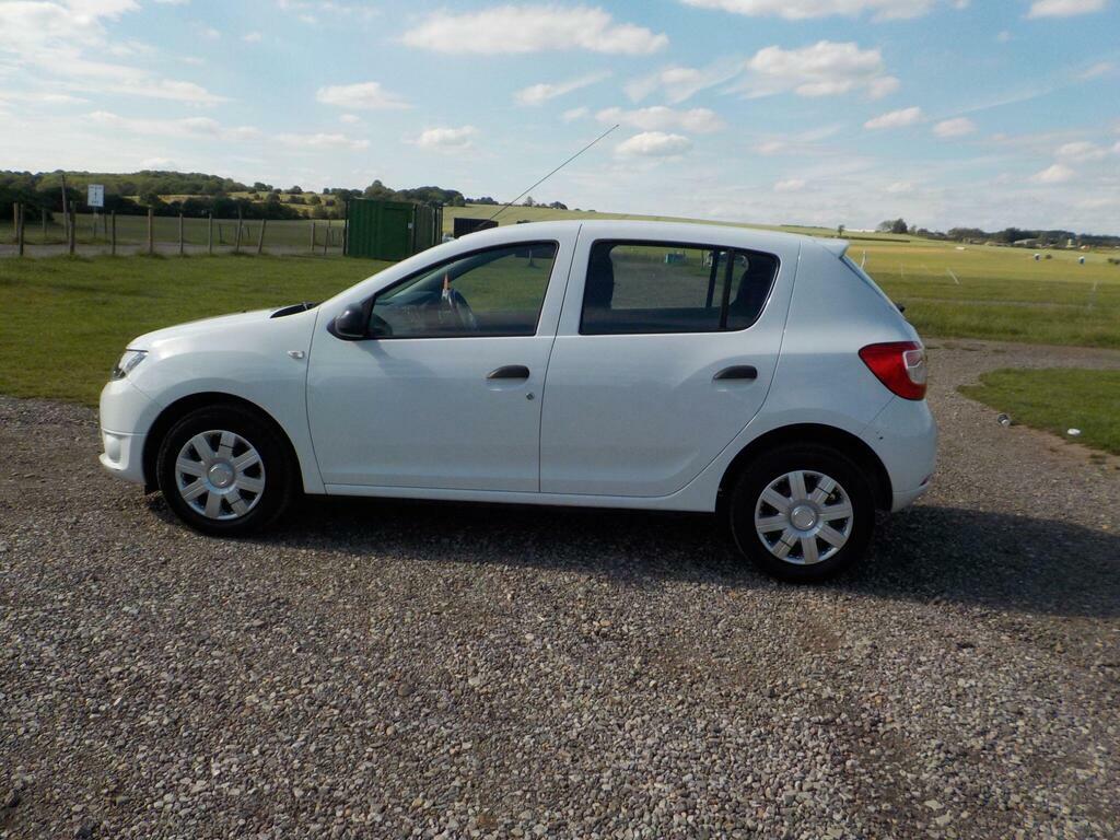 Dacia Sandero 0.9 Laureate Tce 90 Bhp White #7