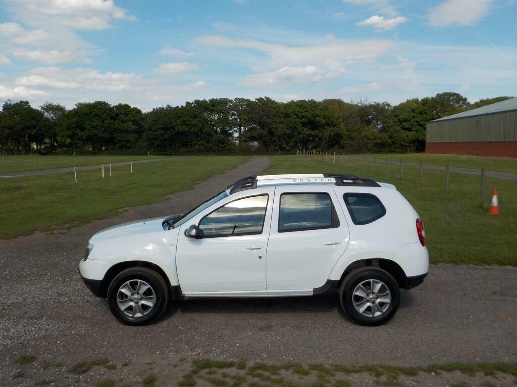 Dacia Duster 1.5 Dci Laureate Euro 6 S S AE16YLZ White #6