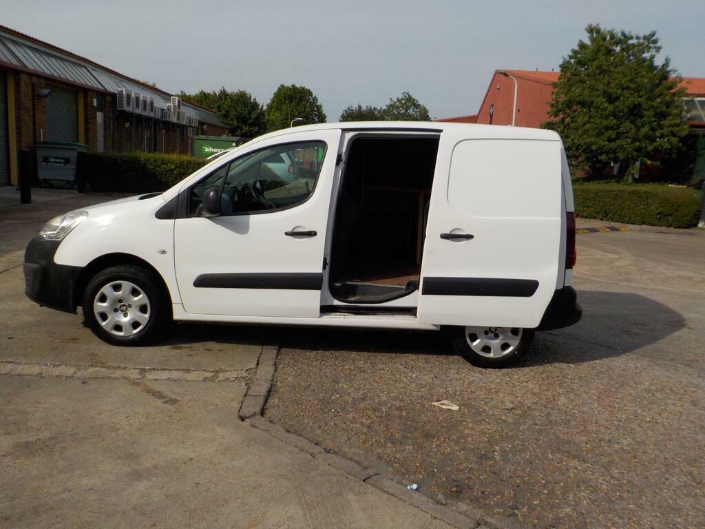 Peugeot Partner 1.6 Bluehdi 854 Professional L1 NV17LSE White #6