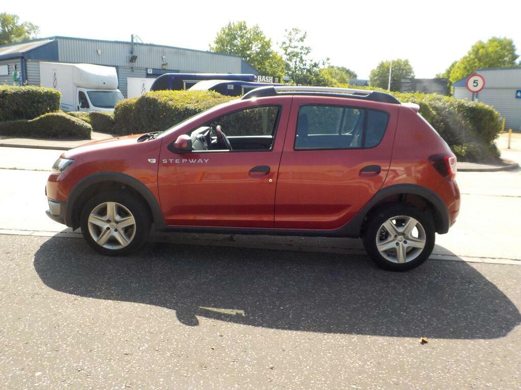 Dacia Sandero Stepway 1.5 Dci Laureate Euro 6 Ss Blue #2