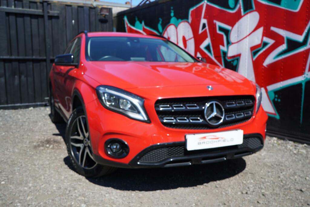 Mercedes-Benz GLA Class 1.6 Gla180 Urban Edition Suv Eur CE19BJV Red #2