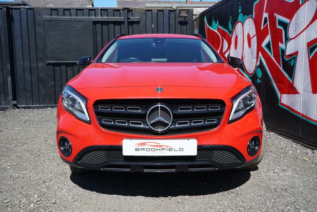Mercedes-Benz GLA Class 1.6 Gla180 Urban Edition Suv Eur CE19BJV Red #4