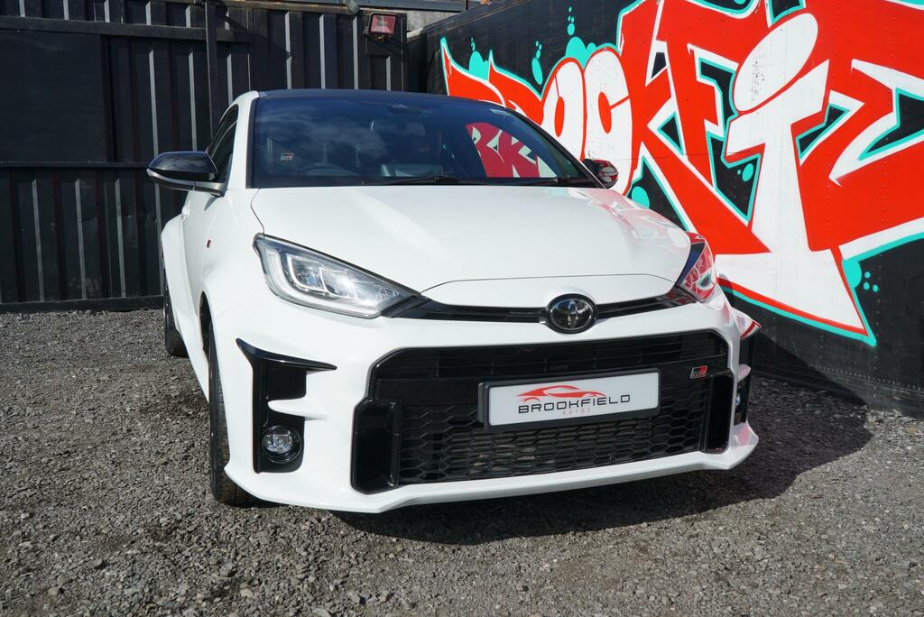 Toyota Yaris 1.6T Gr Circuit Hatchback Awd Eu FE22OBB White #3