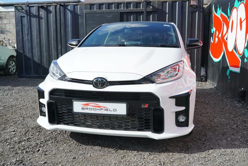 Toyota Yaris 1.6T Gr Circuit Hatchback Awd Eu FE22OBB White #6
