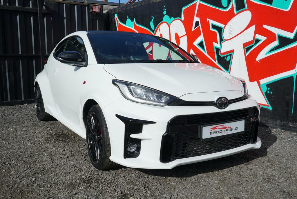Toyota Yaris 1.6T Gr Circuit Hatchback Awd Eu FE22OBB White #2