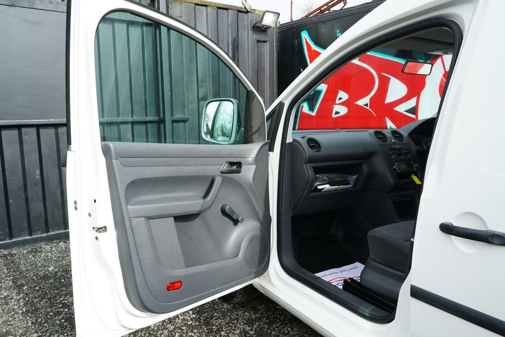 Volkswagen Caddy C20 Startline White #53