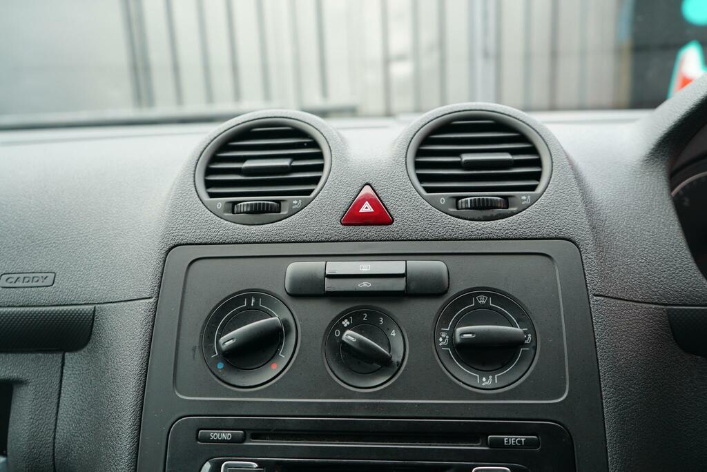 Volkswagen Caddy C20 Startline White #49