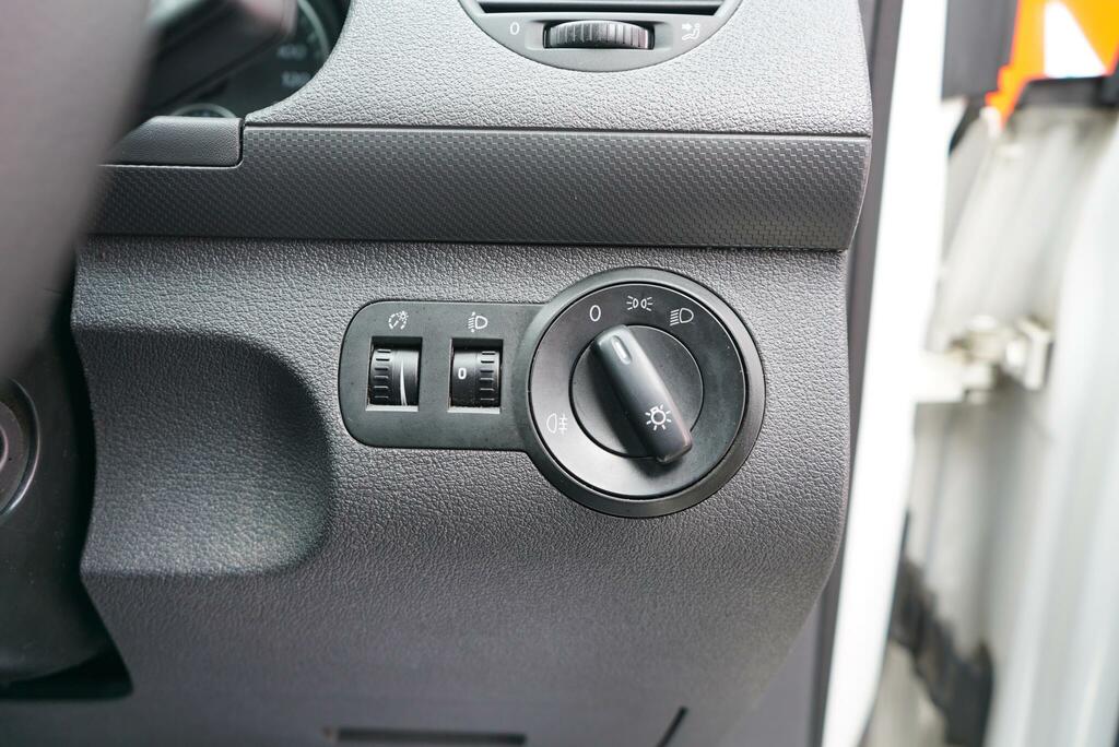 Volkswagen Caddy C20 Startline White #47