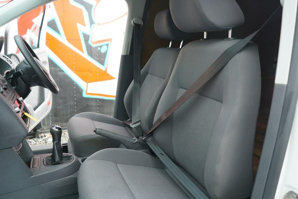 Volkswagen Caddy C20 Startline White #59