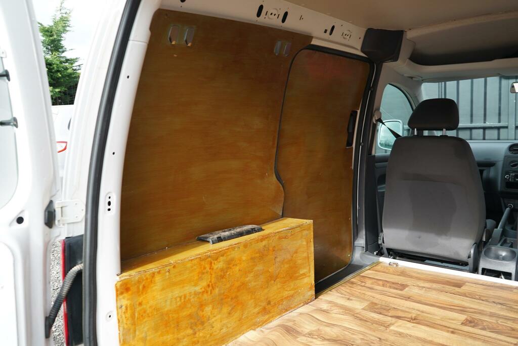 Volkswagen Caddy C20 Startline White #24