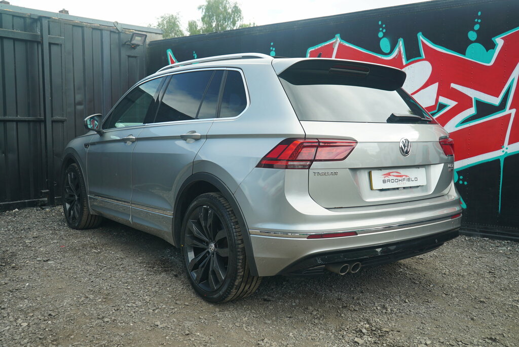 Volkswagen Tiguan 2017 2.0 Tdi Bluemotion Tech Se Navigation Suv Grey #17